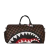 BOLSA DE VIAJE THE HANGOVER SHARK