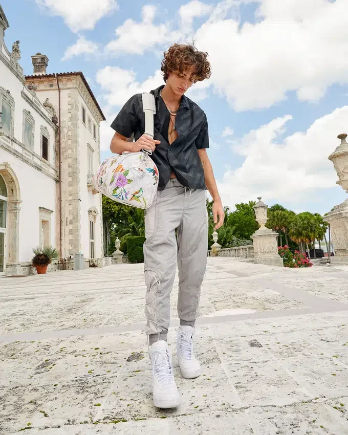 BOLSA DE VIAJE IN THE GARDEN
