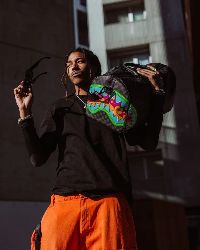 BOLSA DE VIAJE SLIME TAKEOVER