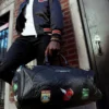 BOLSA DE VIAJE THE JOURNEY BEGINS