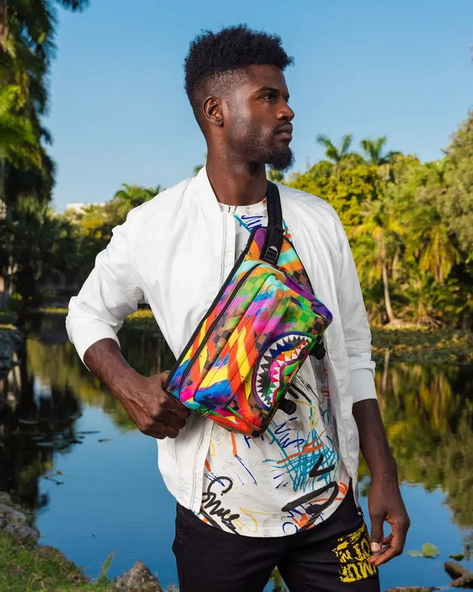 BOLSO BANDOLERA CARGO SHARKS IN PARIS CITY STREAKS