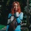 BOLSO BANDOLERA SAVVY CON TIBIONES Y CALAVERAS