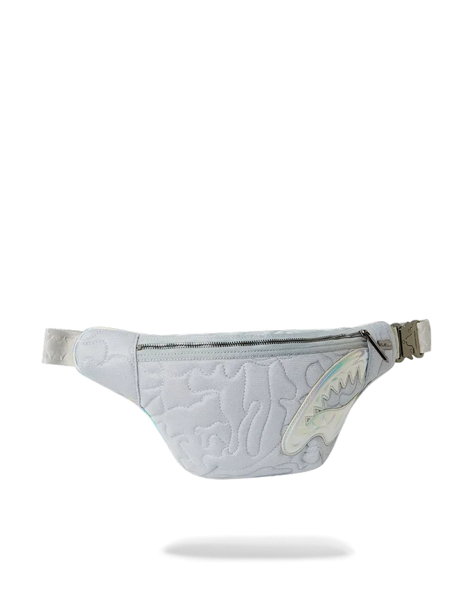 BOLSO DE BANDOLERA SAVVY CON ACOLCHADO IRIDISCENTE DE MIRASHAKU