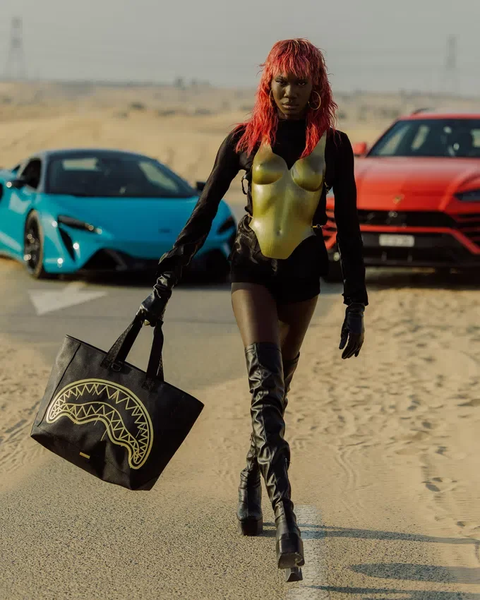 BOLSO DE CAPAZO GOLD FANG
