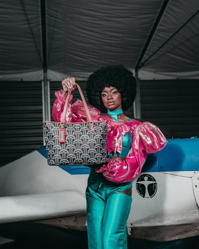 BOLSO DE MANO ILLUCHAINS TOTE