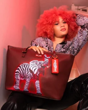 BOLSO TOTE DE COLABORACIÓN CON RON ENGLISH: ESTRIPE DE CEBRA Y ELEFANTE