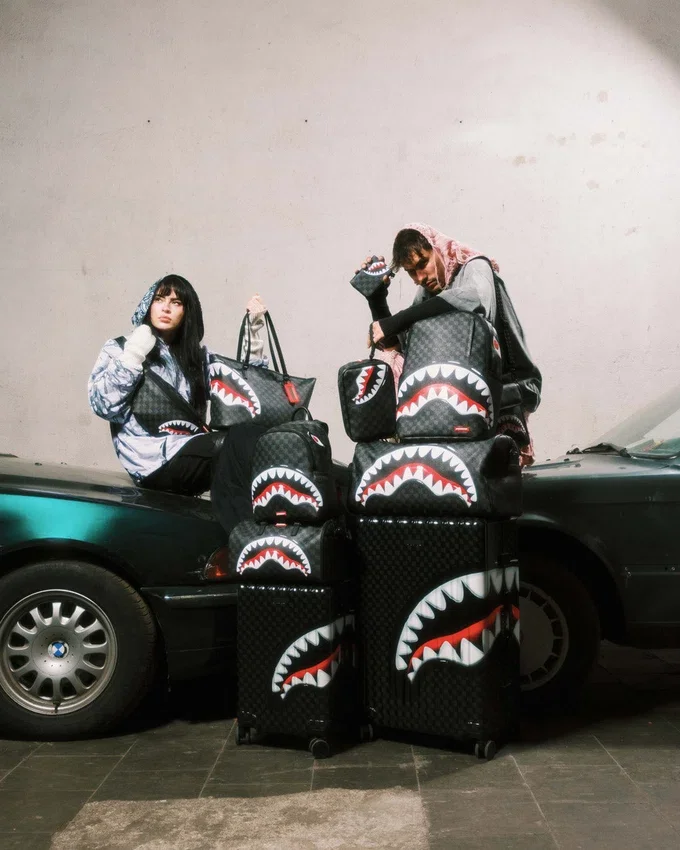 SHARKS IN PARIS HYPER PUFF SAVVY Bolsos Bandolera
