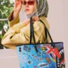 BOLSO TOTE LISTA PARA LA PASARELA DE LA SEMANA DE LA MODA DE LONDRES