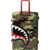 Equipaje de TAMAÑO COMPLETO SHARKNAUTICS (Camo) de 29.5”