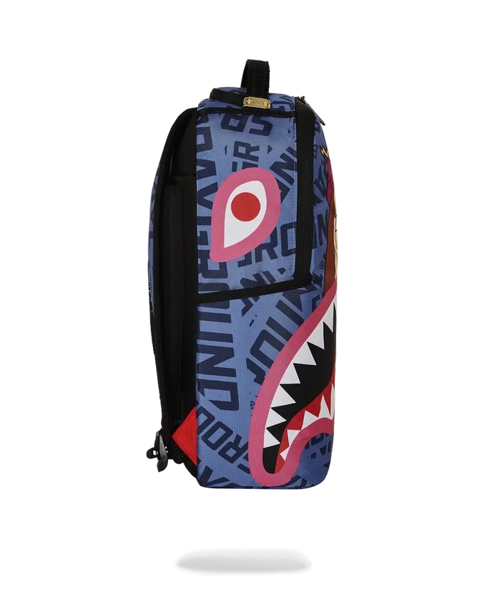 FAMILY GUY: Mochila DLXR con Shark Mouth de Meg