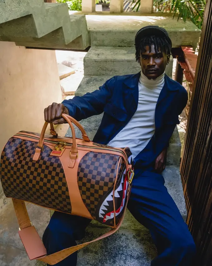 HENNY AIR TO THE THRONE BOLSAS DE DEPORTE