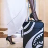 <i>Equipaje de mano V.V.I.P. jetsetter</i>