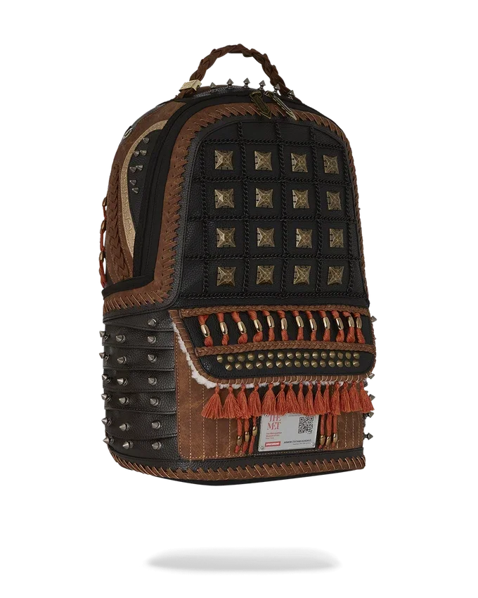 LA MOCHILA «ARMADURA DE SAMURÁI JAPONÉS» DEL MET