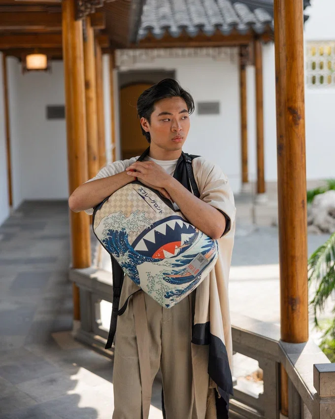 LA Mochila MET HOKUSAI LA GRAN OLA