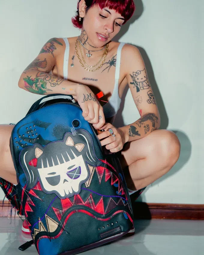MOCHILA CAZZU ERRORCITO PUNK SHARK