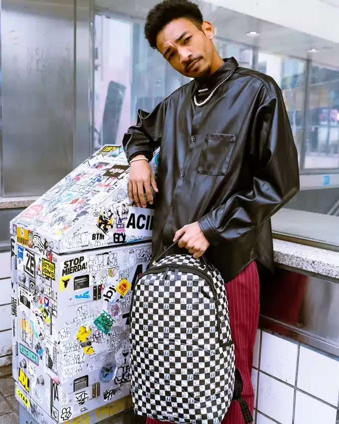 MOCHILA CHECKS CASHED DLX