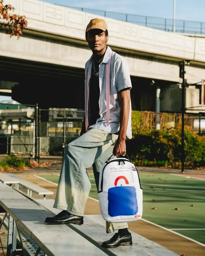 Mochila con arte de Keith Haring «Big Blue Purse»