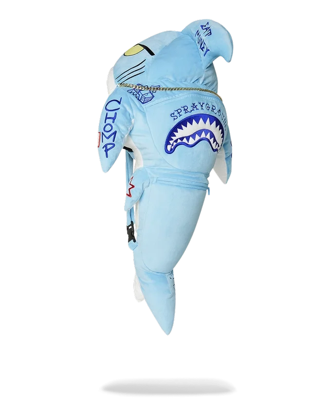 MOCHILA CON CAPUCHA «STUFFED SAVAGE» CON DISEÑO DE SHARK