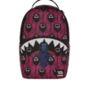 Mochila con colaboración de SQUID GAME: Frente con hombre y espalda con tiburones rosas