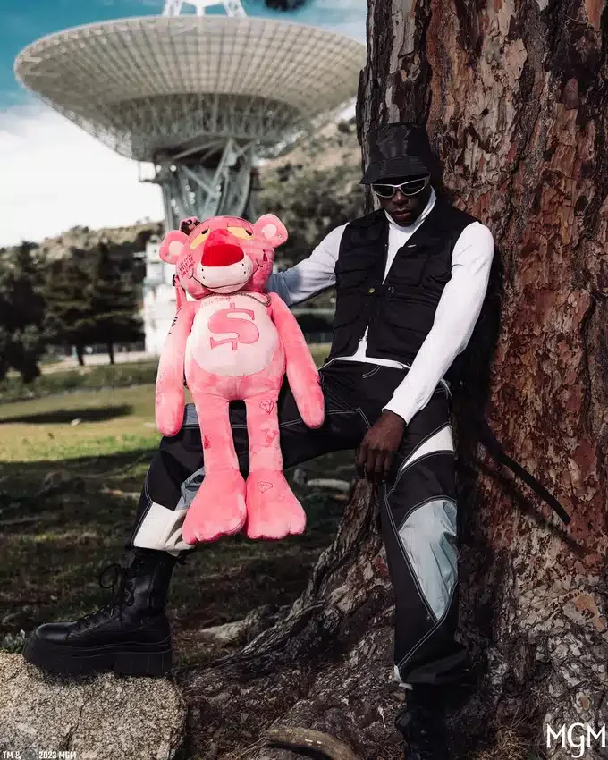 MOCHILA DE LA PANTERA ROSA «UP TO NO GOOD TEDDY BEAR»