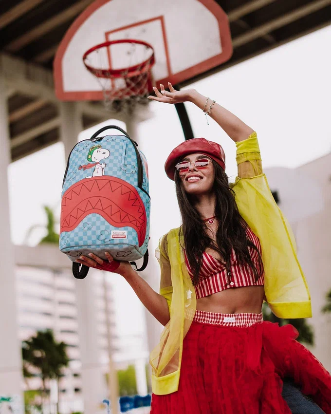MOCHILA DE SNOOPY «PILOT SHARK DLXSV»