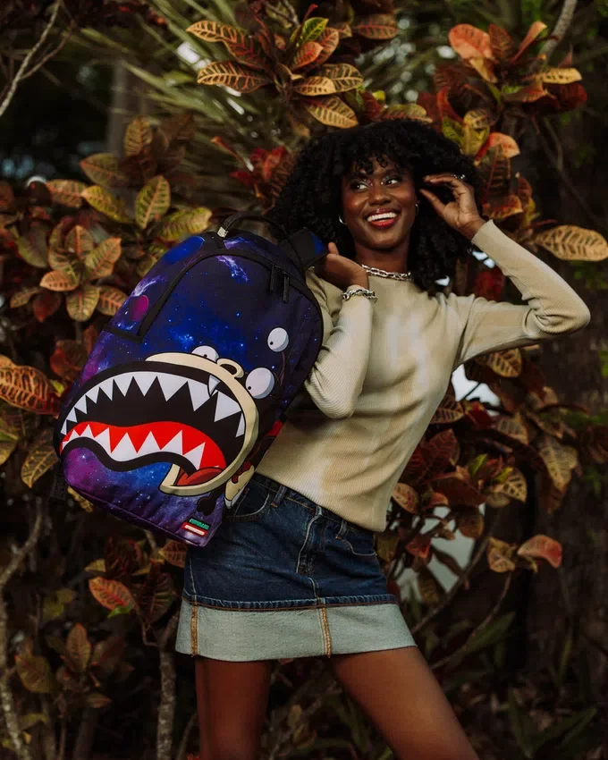 Mochila DLXR de «FUTURAMA: NIBBLER, EL TIBURÓN DEVORADOR»