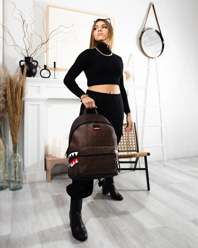 MOCHILA FRENZY SHARKS CHATEAU