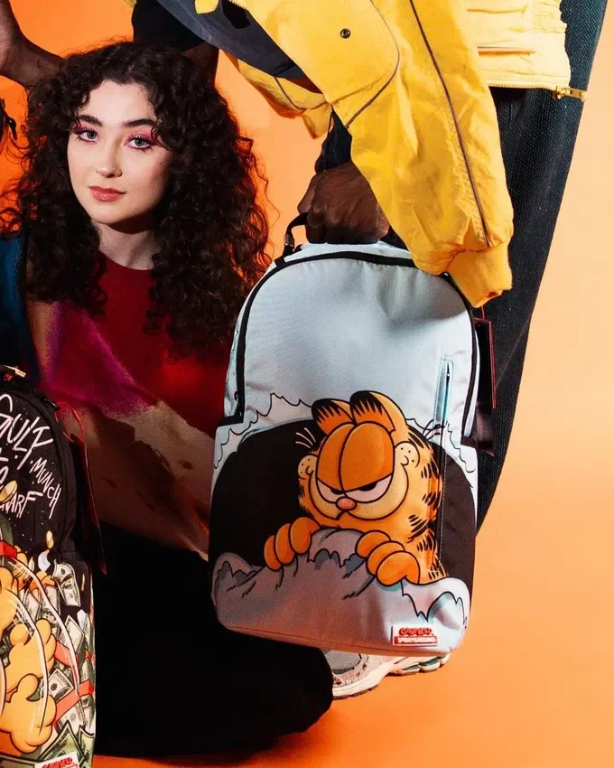 Mochila GARFIELD BADBOY FOR RIPPING THE SHARKMOUTH DLXSR