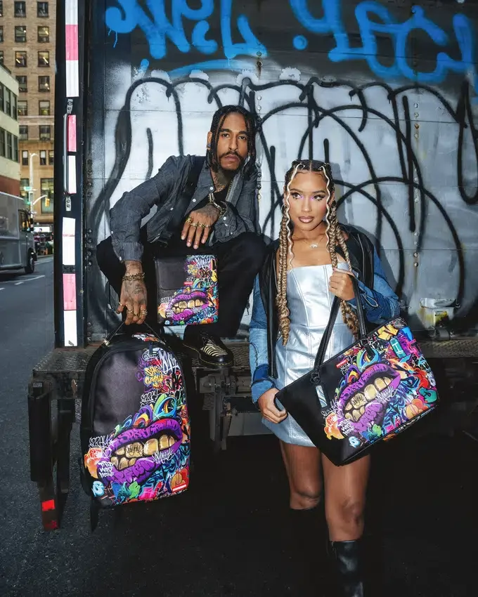 Mochila HALF GRAF LIPS DLXSV