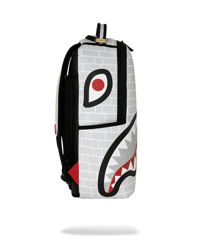 MOCHILA HELLO KITTY COLABORACIÓN OFICIAL - BRICK WALL SPLIT
