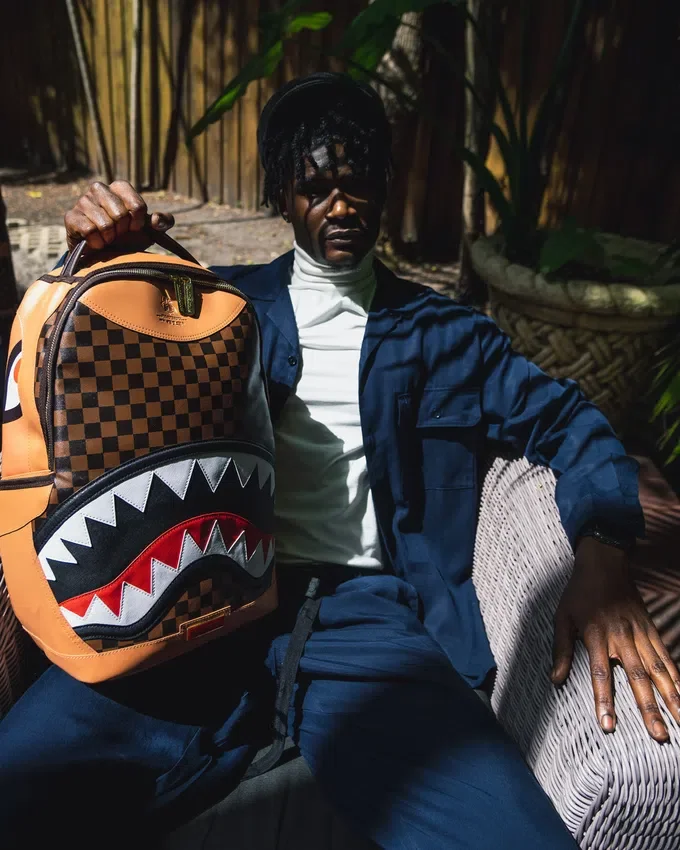 Mochila Henny Air to the Throne (DLXV)
