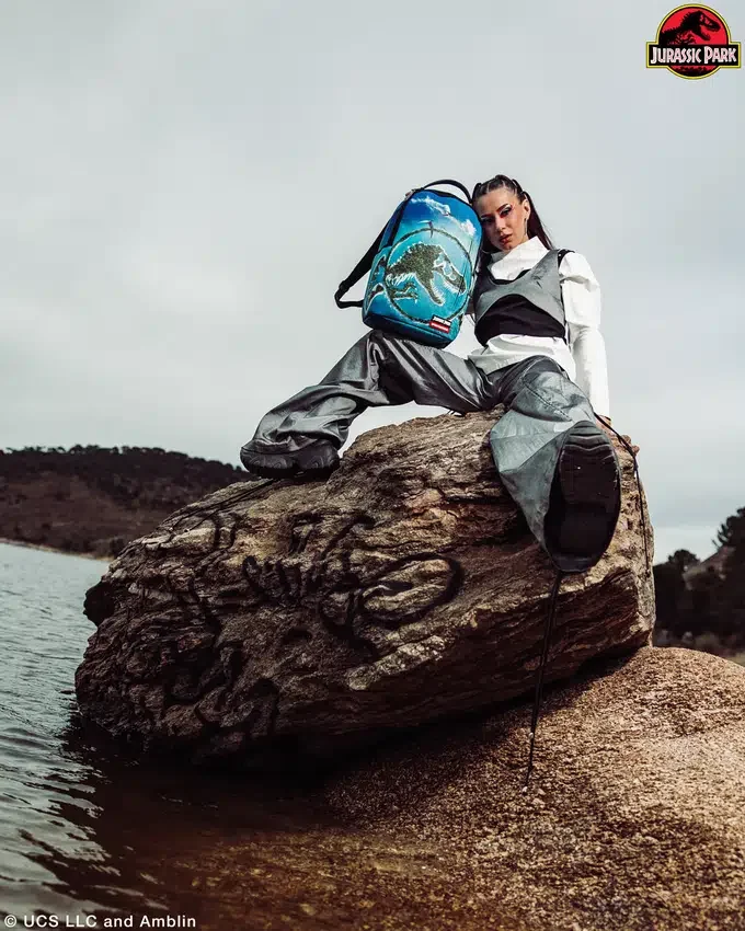Mochila JURASSIC ISLAND (DLXV)