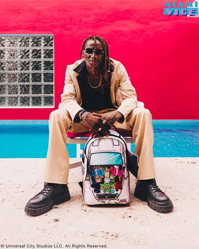 MOCHILA MIAMI VICE WINGS UP (DLXV)