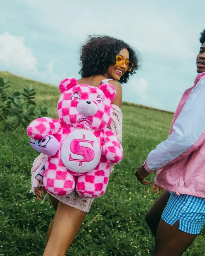 Mochila Moneybear Furzilla Shark (Cuadros Rosa)