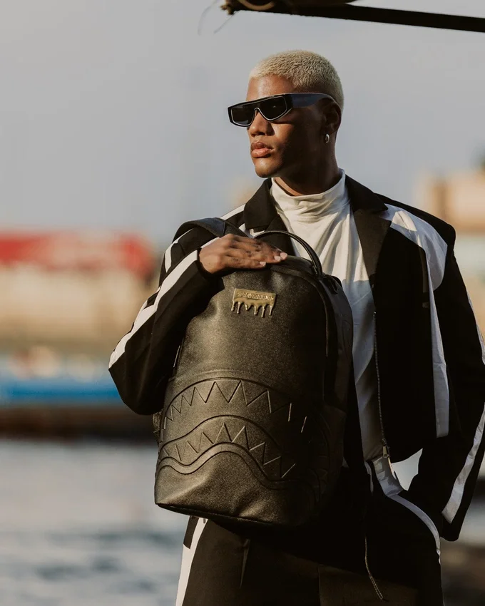 Mochila NEGRA GOLD BRICK DRIP