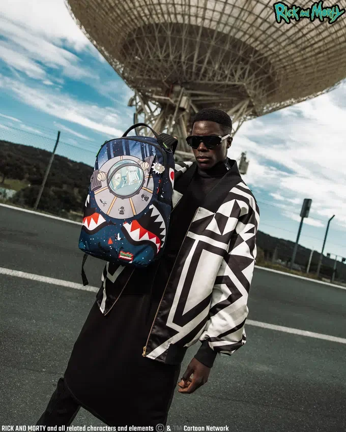 Mochila «OOPS» de RICK & MORTY