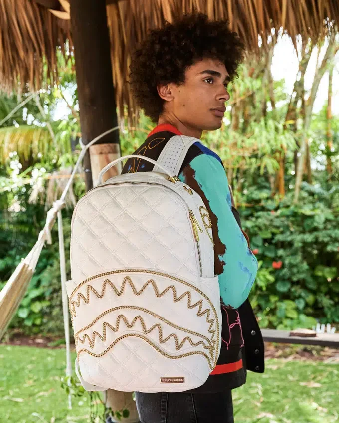 MOCHILA RIVIERA LE BLANC CON CADENA DORADA «Shark» (DLXV)
