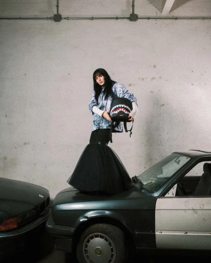 Mochila SAVAGE «Sharks in Paris Hyper Puff»