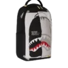 Mochila «Sharks in Paris» con ilusión óptica de «Bolsa sobre bolsa»