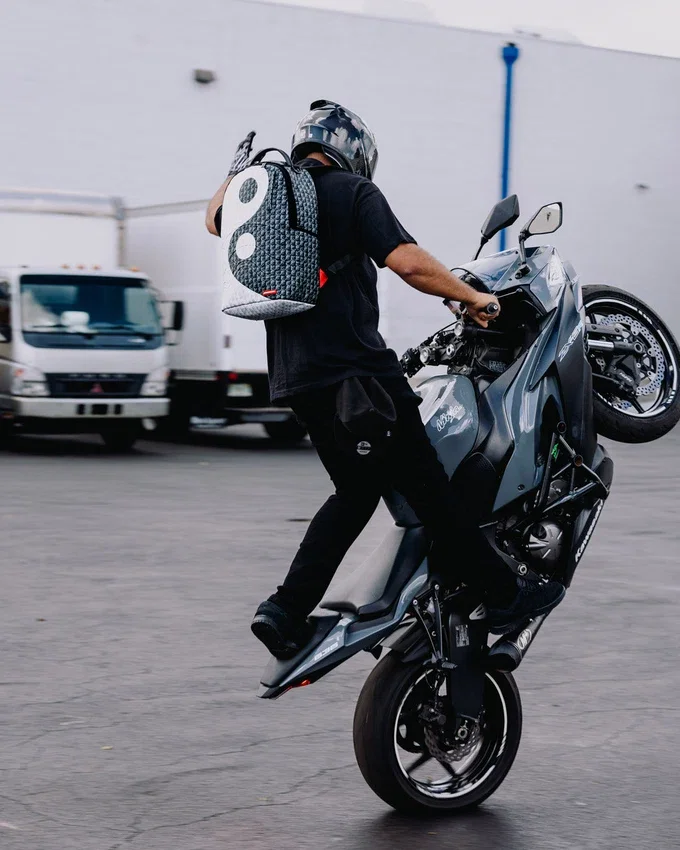 Mochila THE BALANCE OF POWER
