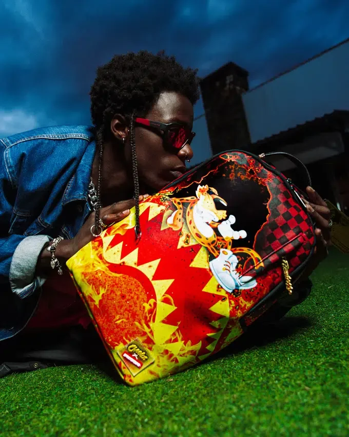 Mochilas CHEETOS TOO HOT TO HANDLE