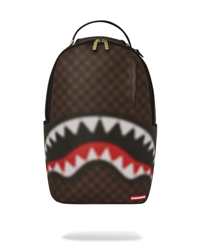 Mochilas Sharks in Paris con efecto desenfocado