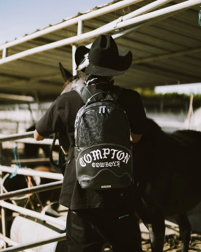 Mochilas «WELCOME TO MY CITY» DE COMPTON COWBOYS