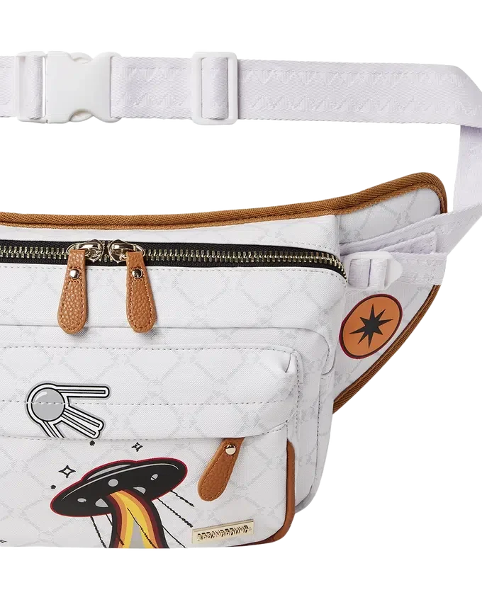 OVNI ÁREA 51 CROSSALIENBODY