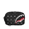 SHARK MOB HIDEOUT: NECESER DE BAÑO