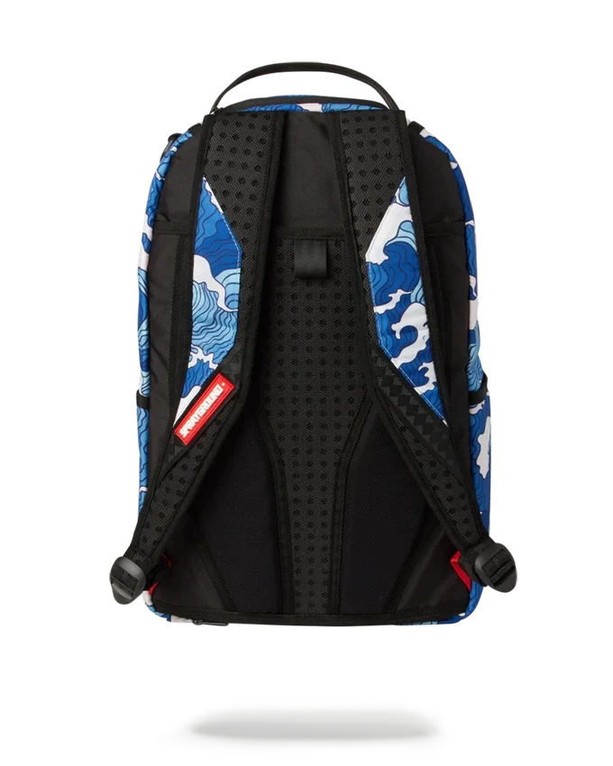 THE SHARK WAVE (fabricada con botellas de plástico 100 % recicladas del océano)
